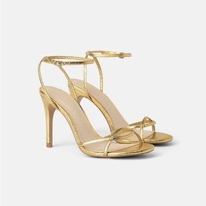 Zara gold strappy high heel size 39. Never worn.